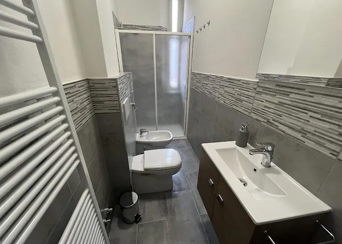 Storchi - Near Downtown Apartment